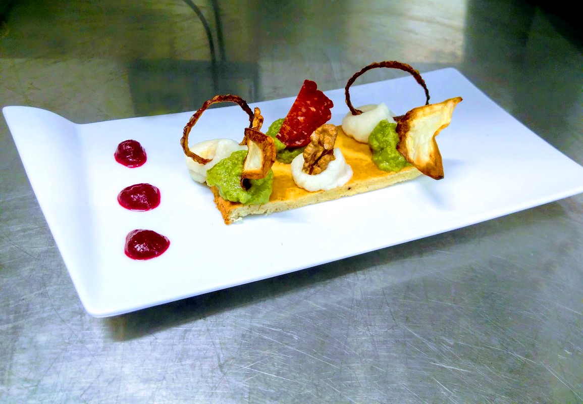 Biscuit sal, mousses avocat clri rings